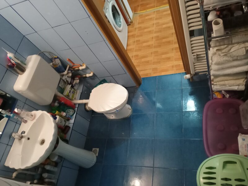 Titan, Postavarul, 5 minute metrou,