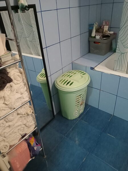 Titan, Postavarul, 5 minute metrou,